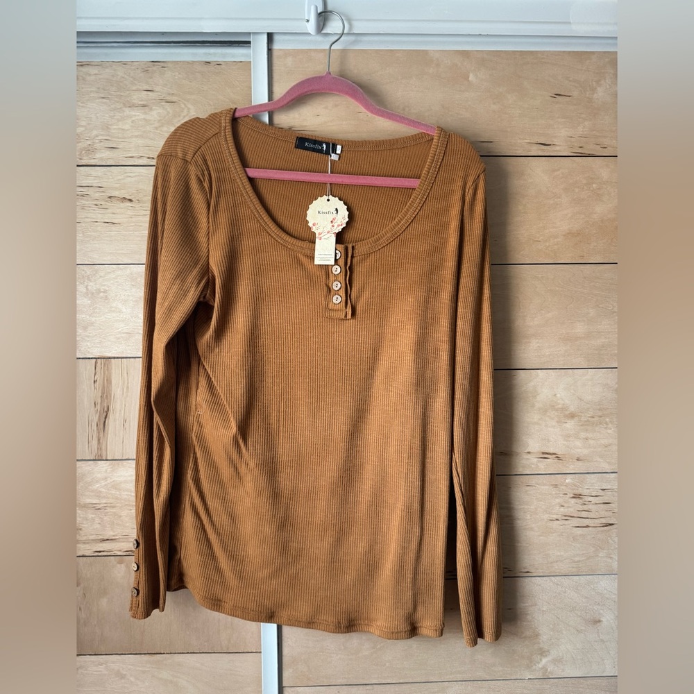 Henley - round neck line